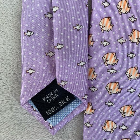 Tommy Hilfiger Lavender Angel Fish Print Silk Tie - Picture 6 of 6